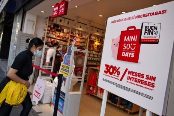 9ef28e0c-8d60-4f44-b23a-c2369677533a Pide Canaco adelanto de aguinaldo a burócratas de Puebla para el Buen Fin