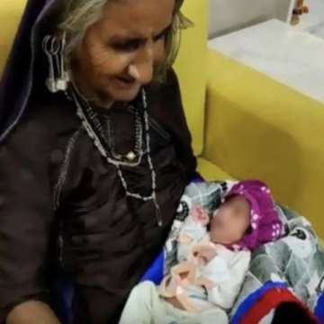 Mujer da a luz a su primer hijo a los 70 años