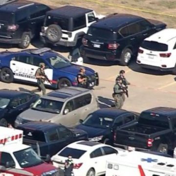 Se reporta tiroteo en escuela secundaria en Arlington, Texas.