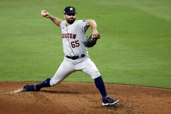 José Urquidy sumó su segundo triunfo en la Serie Mundial y los Astros se niegan a morir