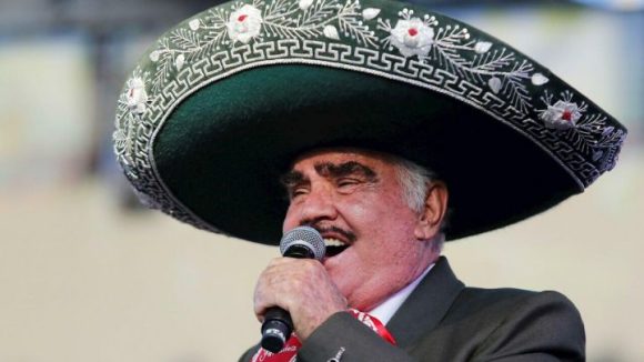 Estado de salud de Vicente Fernández: consciente, con progresión lenta y dependiente de ventilación