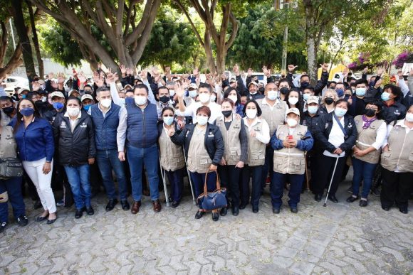 WhatsApp-Image-2021-10-17-at-2.10.59-PM1 Eduardo Rivera Pérez inicia programa para mantenimiento de camellones y parques