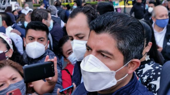 WhatsApp-Image-2021-10-29-at-10.32.56-AM-1 Próximos días se retiran sellos de clausura y rehabilitarán calles del CH: Eduardo Rivera