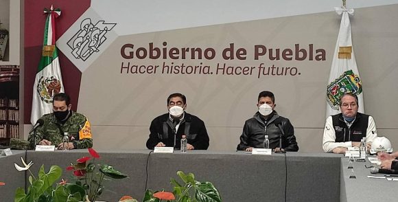 WhatsApp-Image-2021-10-31-at-1.02.06-PM2 Brinda apoyo Ayuntamiento de Puebla a evacuados de Xochimehuacán