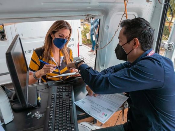 Expide Gobierno del Estado 296 licencias particulares mediante unidades móviles