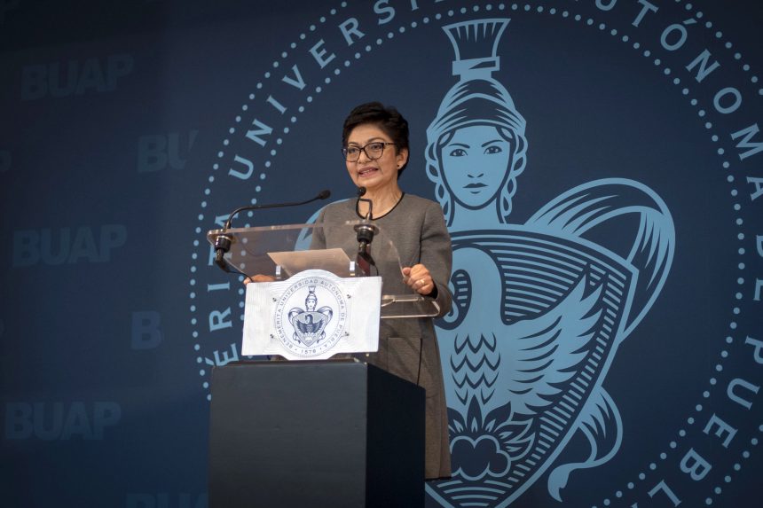 Lilia Cedillo en la BUAP: Innovación tecnológica, CU2 y finanzas sanas
