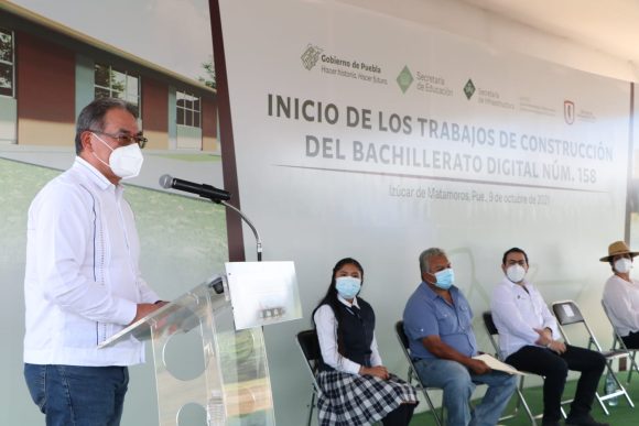 c3de1dec-375f-4258-87b1-21853a91bc01 Inicia SEP construcción de aulas de un bachillerato #158 en San Carlos