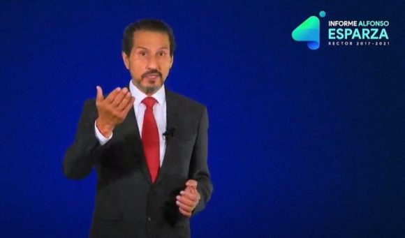 Esparza Ortiz rinde su último informe de labores y entrega estafeta