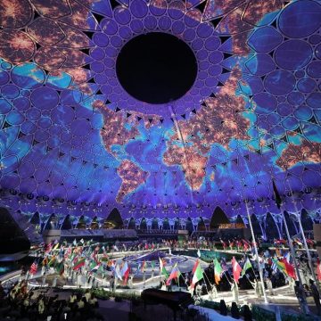 Inauguran la extravagante Expo 2020 en Dubai
