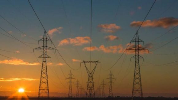Afirma EU que la reforma eléctrica es cara y sucia, advierten retroceso