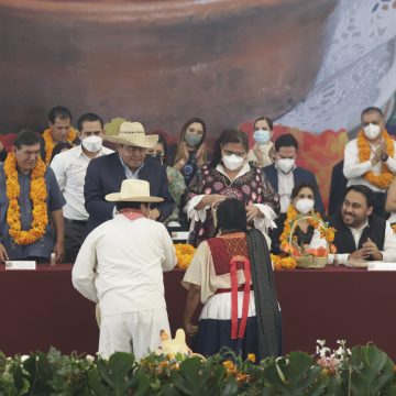 Festival del mole de caderas mostró gran convocatoria de Barbosa en Tehuacán