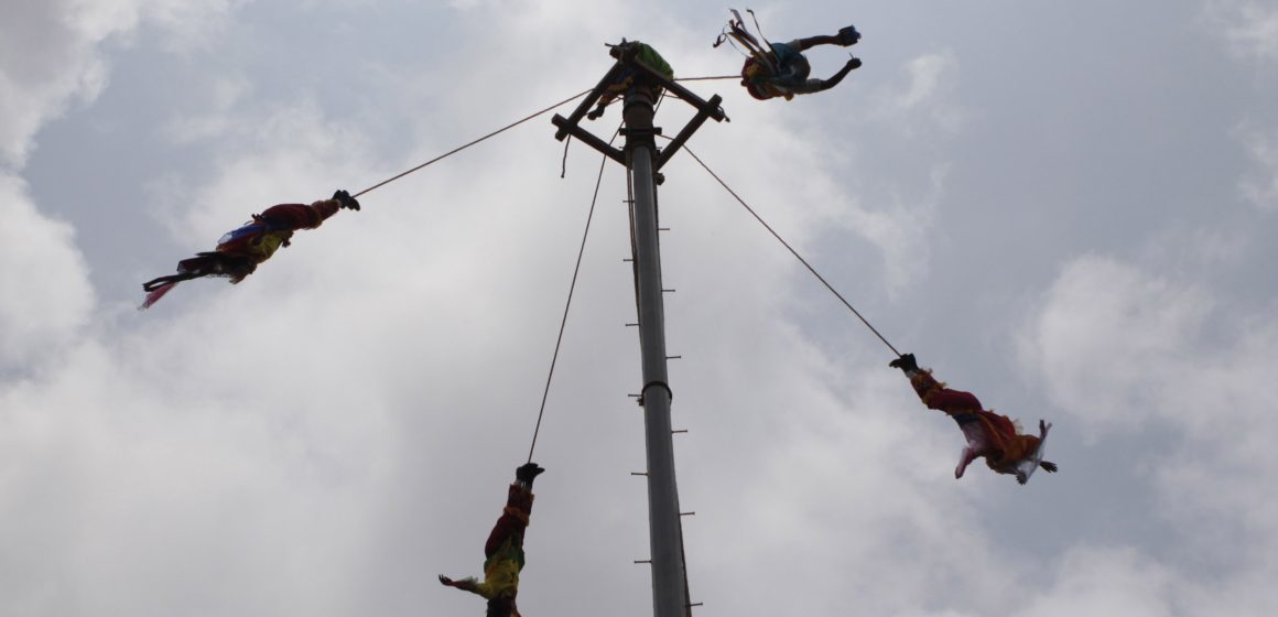 Sufre caída volador durante actuación en Huaquechula