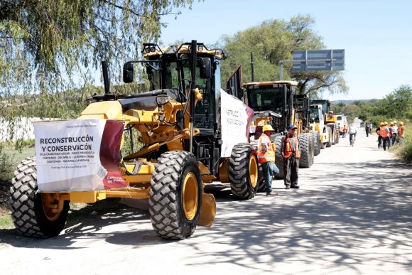 Inicia Gobierno Estatal reconstrucción y conservación de la carretera estatal tramo: Coatzingo – Zacapala –La Monera