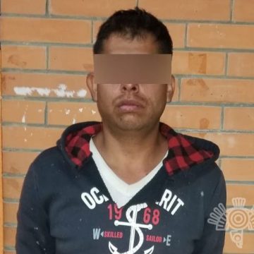 Detiene Policía estatal a hombre en posesión de hidrocarburo presuntamente robado