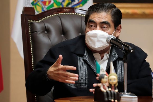 Miguel Barbosa llama a la población a denunciar de forma anónima al 089 las tomas clandestinas