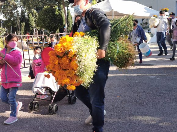 Más de 79 mil visitaron Panteón Municipal en Día de Muertos, informó el Ayuntamiento de Puebla, prevaleció el orden y respeto a el protocolo contra el Covid