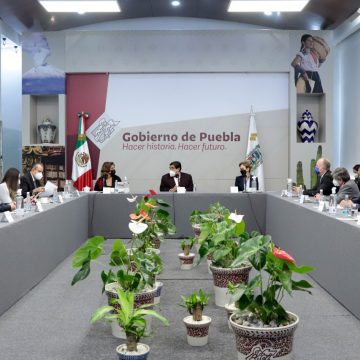 Fortalece gobierno de Puebla confianza con empresarios para atraer más inversión: Barbosa
