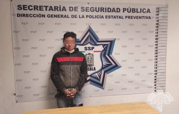7862345872345872345 Frustra Policía Estatal robo a transporte de carga