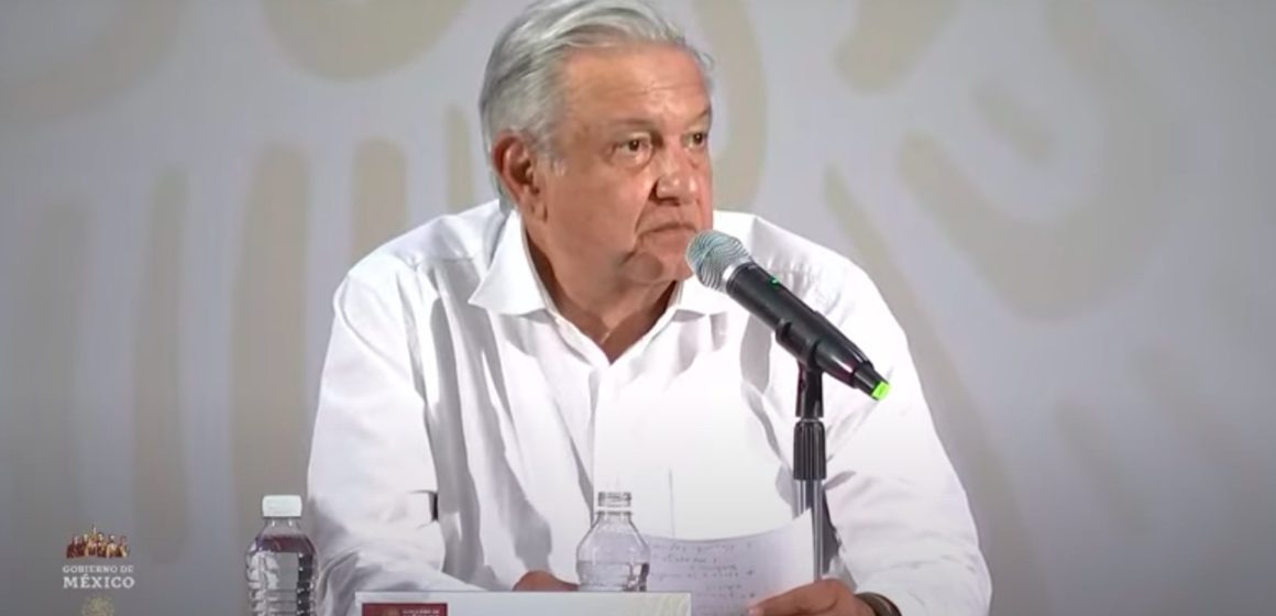 “Ya  no quiero escuchar que faltan medicamentos y no quiero excusas”: AMLO a secretario de Salud