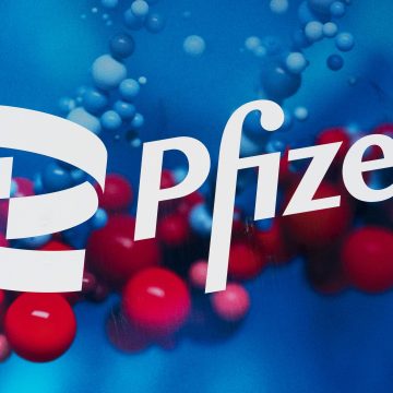 Autorizará Pfizer versión genérica de su píldora contra Covid-19 en 95 países