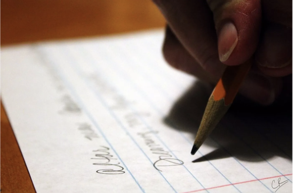 ¿Tener “mala letra” es de personas inteligentes?