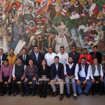 Eduardo Rivera Pérez encabeza reunión con ediles de las 17 juntas auxiliares del municipio