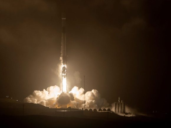 (VIDEO) NASA envía nave espacial para impactar contra asteroide y así desviarlo