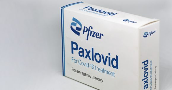 Pfizer pide autorización para uso de pastilla Paxlovid contra COVID-19 en EU