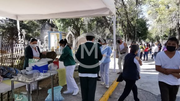Inició en panteón municipal de Puebla la vacunacion contra la Influenza