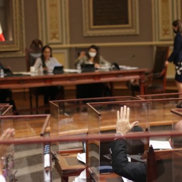 Pleno de la LXI Legislatura da cuenta de Paquete Económico 2022, Leyes de Ingresos y Tablas Catastrales de los municipios