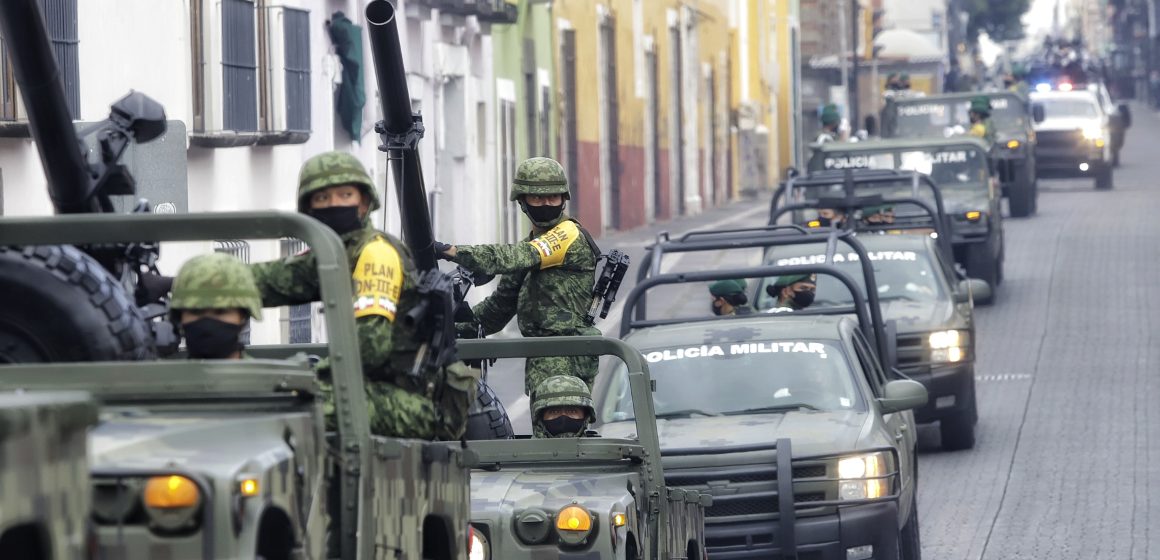 Anuncia Barbosa Huerta desfile escolar el 20 de noviembre en los 217 municipios del estado