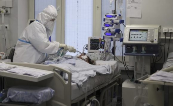 Rusia marca récord de muertes por covid