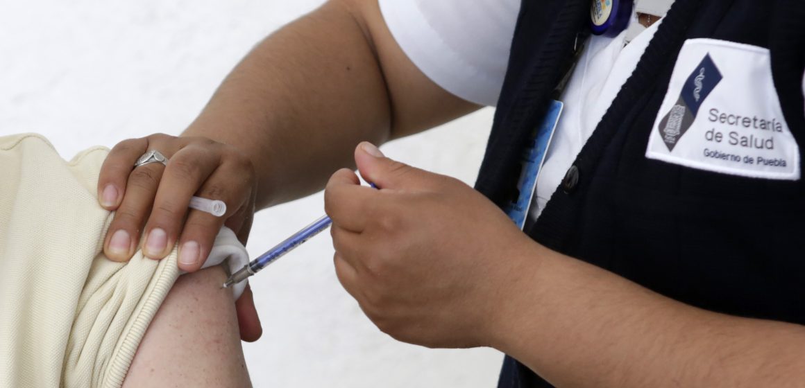 Aplica sector Salud más de un millón 620 mil vacunas contra influenza en Puebla