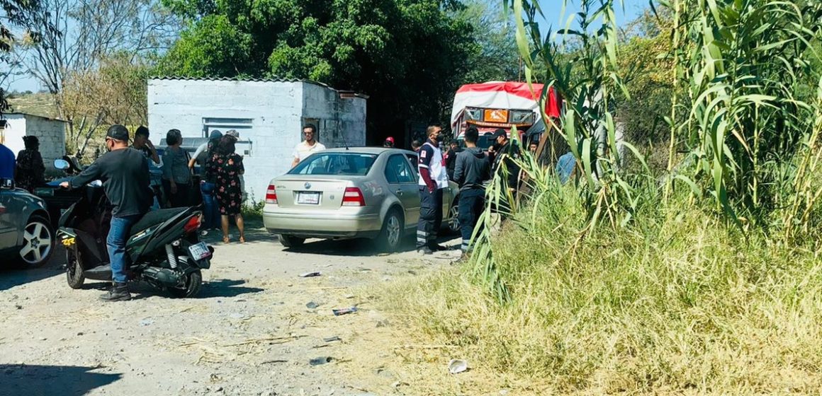 Mecánico muere aplastado por la camioneta que arreglaba en Casa Blanca