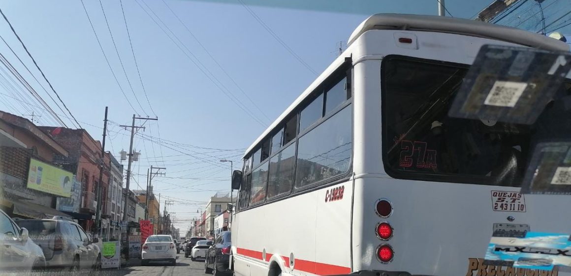La tarifa del transporte público no aumentará en Puebla: Barbosa