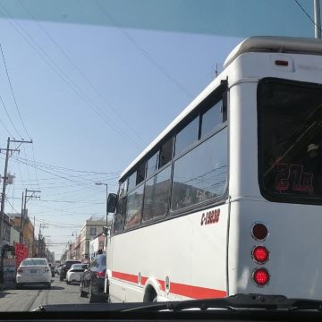 La tarifa del transporte público no aumentará en Puebla: Barbosa