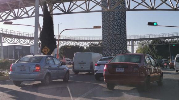 Comenzó la corrección de la peligrosa rotonda del bulevar Serdán