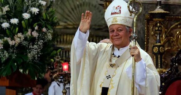 Llama arzobispo de Puebla hacer un examen de consciencia ante la llegada del nuevo año