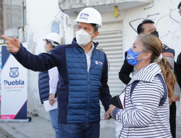 Eduardo Rivera arranca obras de construcción de pavimento en Mayorazgo