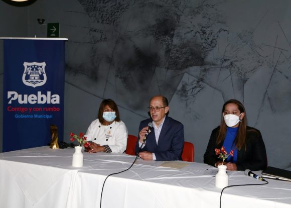 Ayuntamiento de Puebla invita a visitar el festín poblano edición navideña