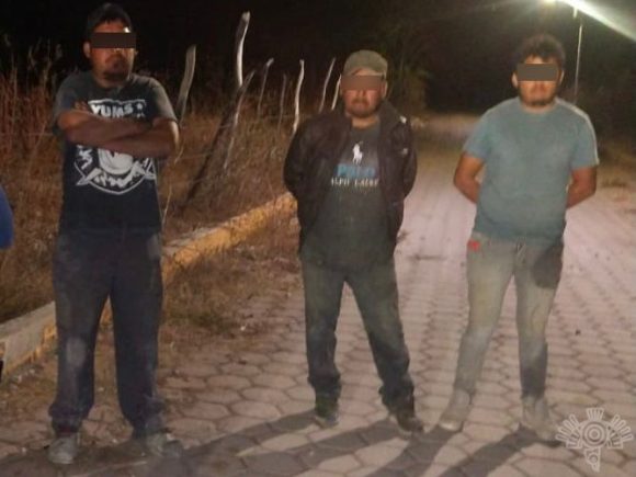 Detiene Policía Estatal a tres personas por presunta posesión ilegal de arma de fuego