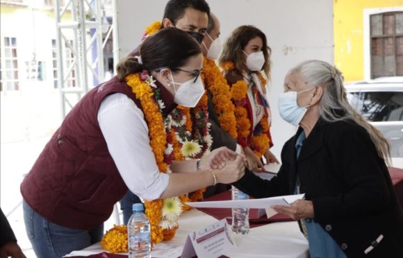 Otorga Gobierno del Estado certeza jurídica a más de mil 900 familias poblanas