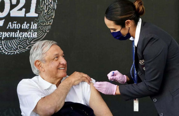 AMLO Vacunas CMH Vacuna de refuerzo será universal en México: asegura AMLO