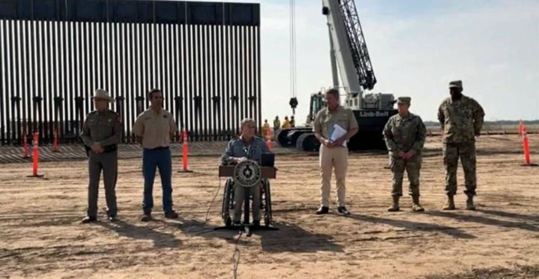 Comienzan construcción de muro fronterizo con México en Texas