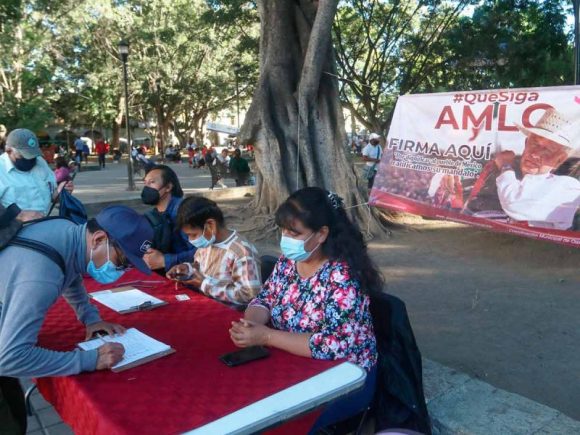 RECOLECCION DE FIRMAS López Obrador confía que revocación de mandato sí se hará en 2022