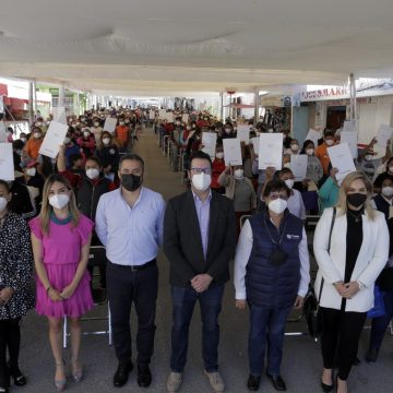 Ayuntamiento de Puebla, gobierno federal y estatal entregan más de 500 escrituras a familias poblanas