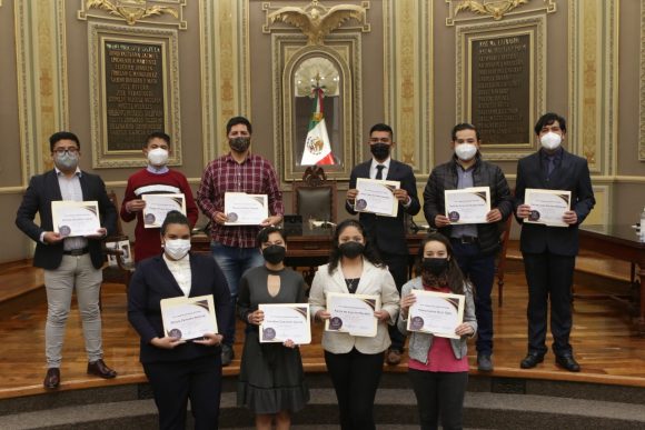 Congreso de Puebla Premio Estatal de la Juventud Vicente Suárez 2021 CMH En el Congreso del Estado entregan “Premio Estatal de la Juventud Vicente Suárez 2021”