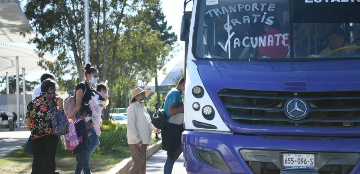 Ya está listo el transporte para adultos mayores en Los Fuertes