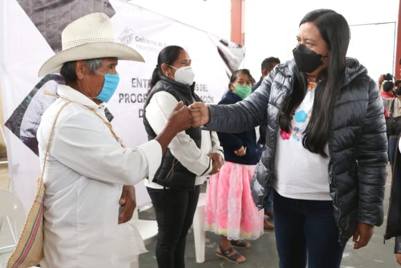 WhatsApp-Image-2021-12-22-at-12.12.21-PM-1 Mantendrá SDR cercanía con productores para atender sus necesidades: Altamirano