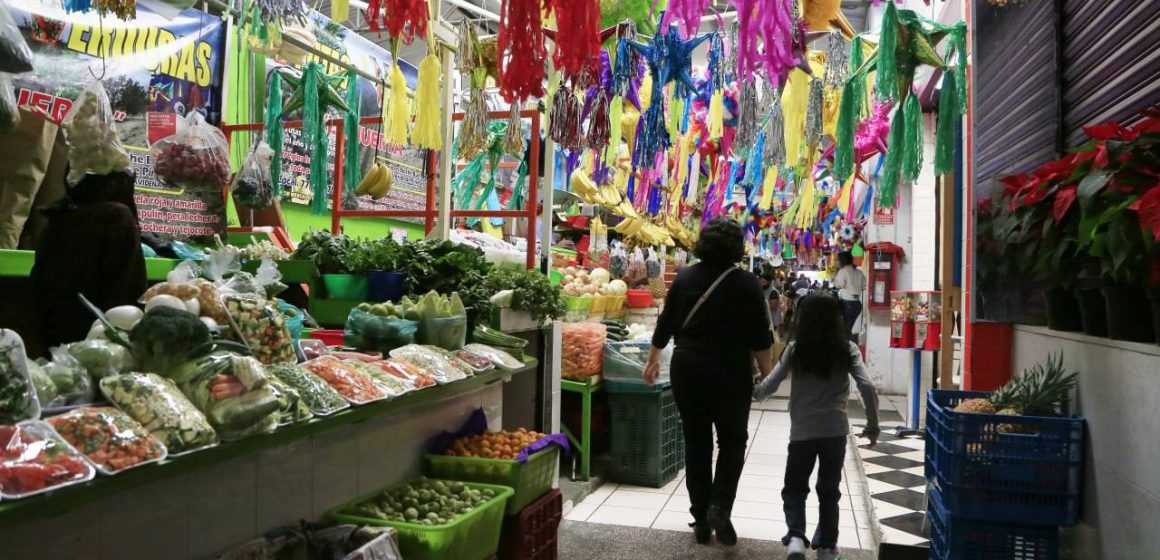 Ayuntamiento de Puebla promueve comprar en mercados locales